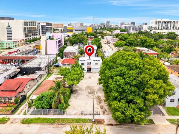 1145 NW 4th St , Unit APT 1, Miami, FL 33128