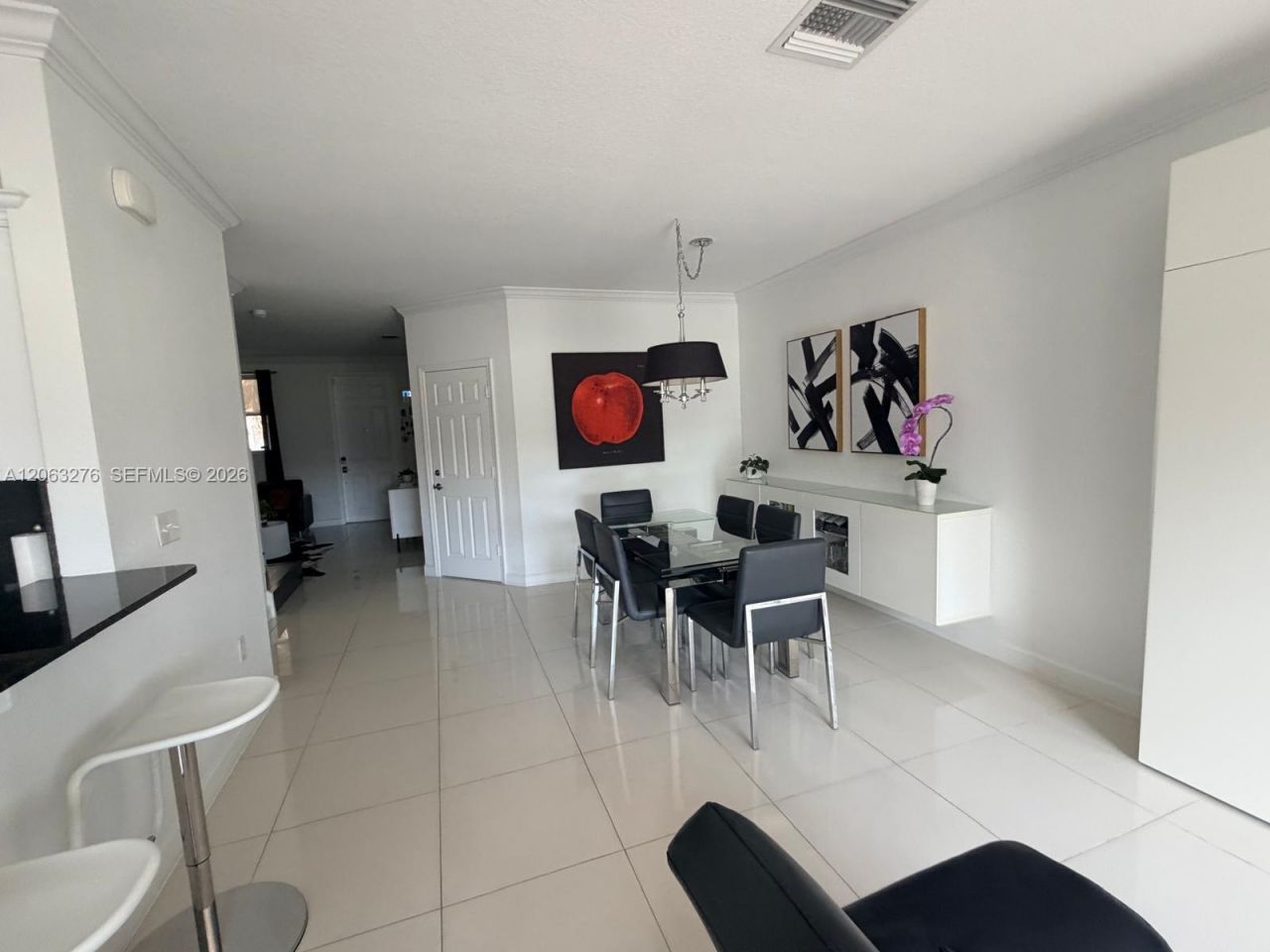 1017 NE 208th St, Miami, FL 33179 Photo