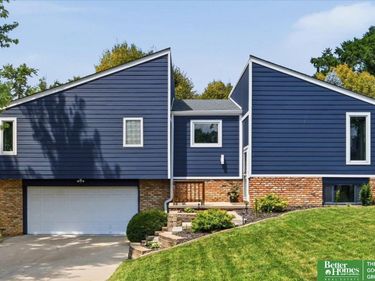 11248 Taylor Street, Omaha, NE 68164