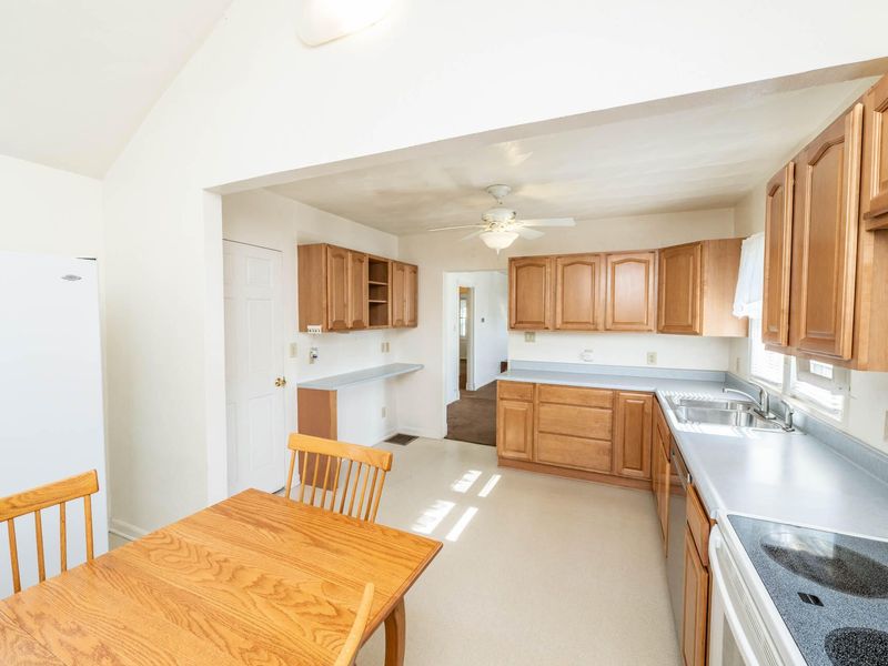 956 Chelsea Avenue, Dayton, OH 45420 Photo 7