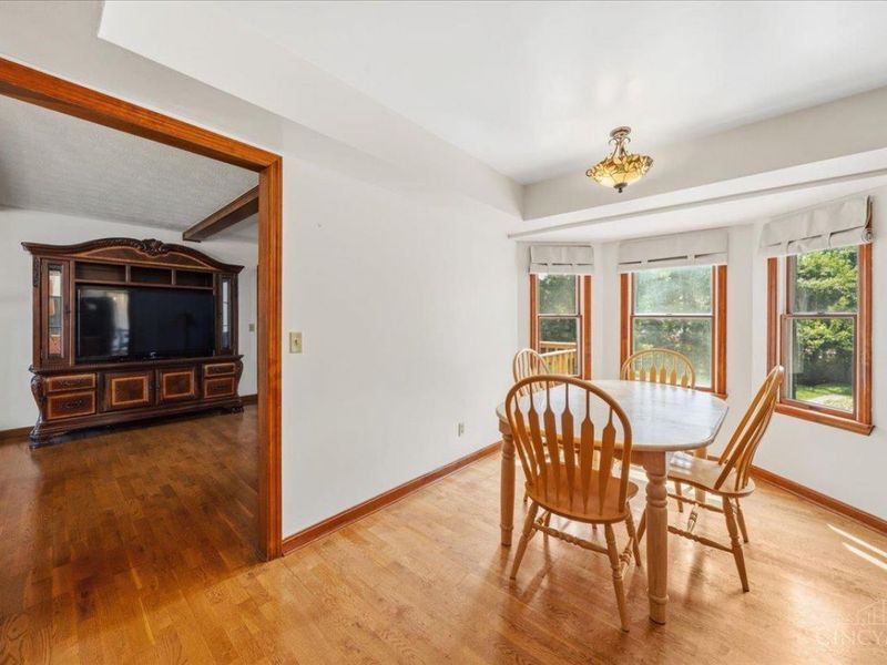 7489 Fitzroy Court, West Chester, OH 45241 Photo 12