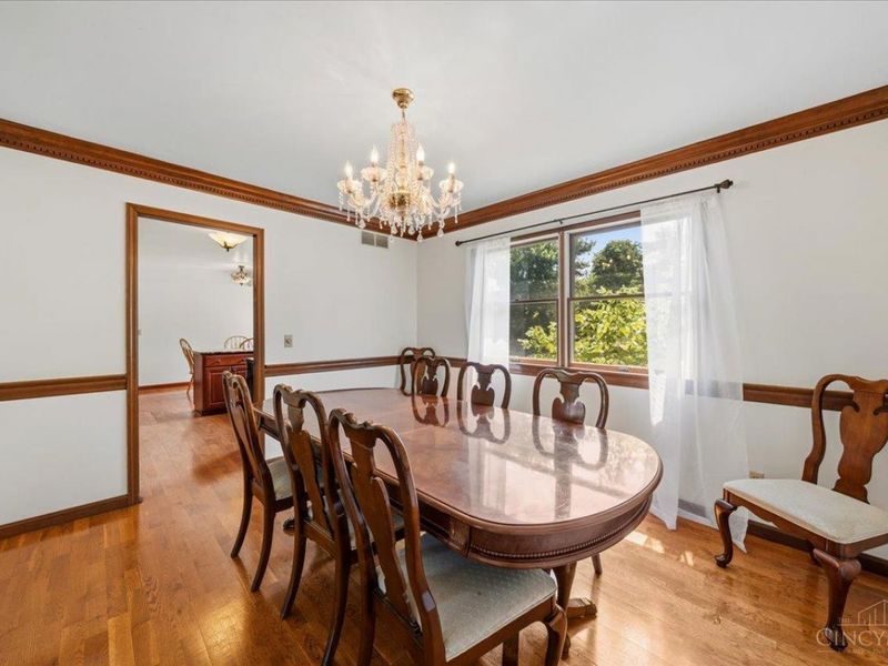7489 Fitzroy Court, West Chester, OH 45241 Photo 6