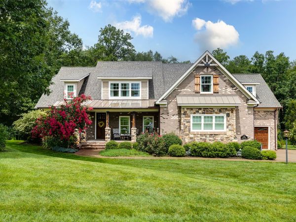 12706 Dell Hill Court , Chester, VA 23831