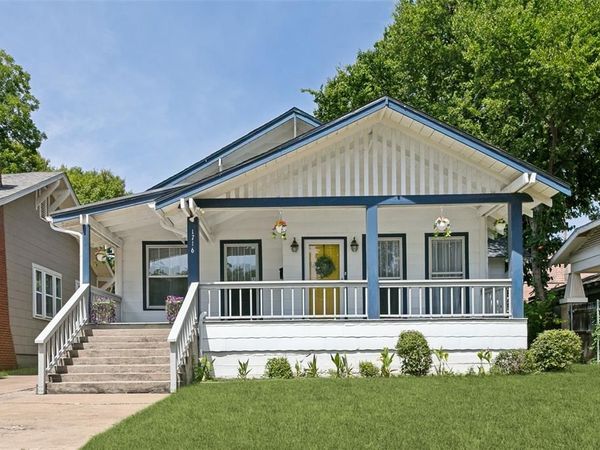 1716 Thomas Place, Fort Worth, TX 76107