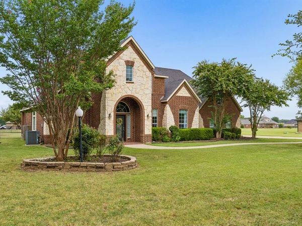 1001 Pike Road, Gunter, TX 75058