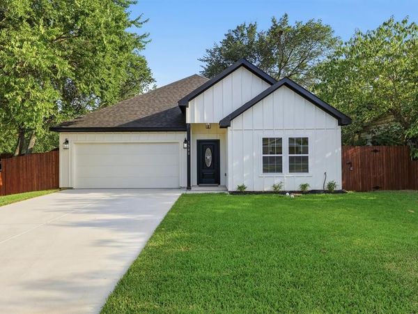 5500 Vesta Farley Road, Fort Worth, TX 76119
