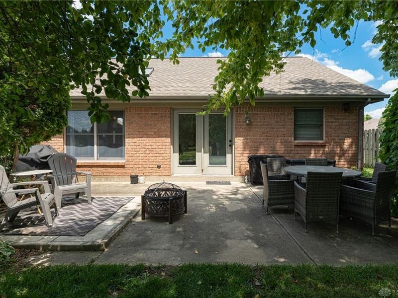 101 Crown Point Meadows, Clearcreek Township, OH 45458 Photo 24