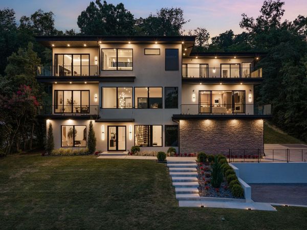 4503 Wayland Dr , Nashville, TN 37215