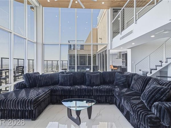 3111 Bel Air Drive, Unit 28H, Las Vegas, NV 89109