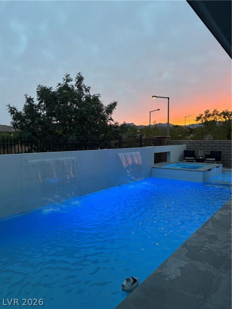 260 Tarragona Breeze Avenue, Las Vegas, NV 89138 Main Photo