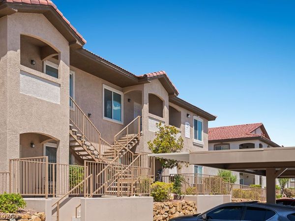 2305 W Horizon Ridge Parkway , Unit 2524, Henderson, NV 89052