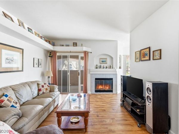 525 Indian Princess Drive, Unit 202, Las Vegas, NV 89145