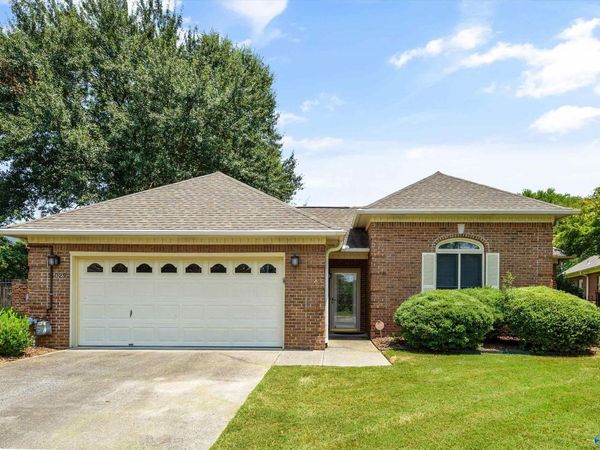 15029 Ashmont Blvd SE, Huntsville, AL 35803