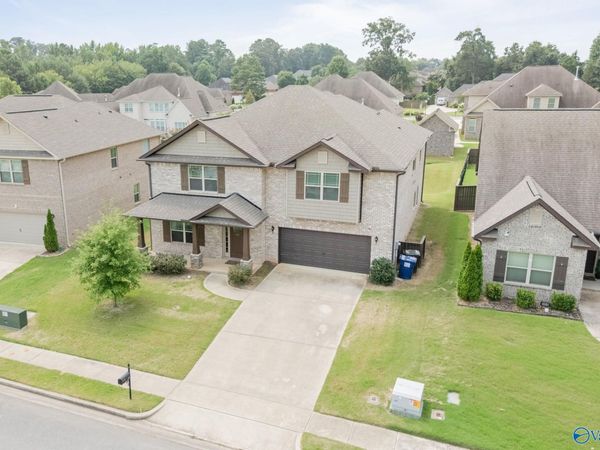 152 Kingswood Drive, Huntsville, AL 35806