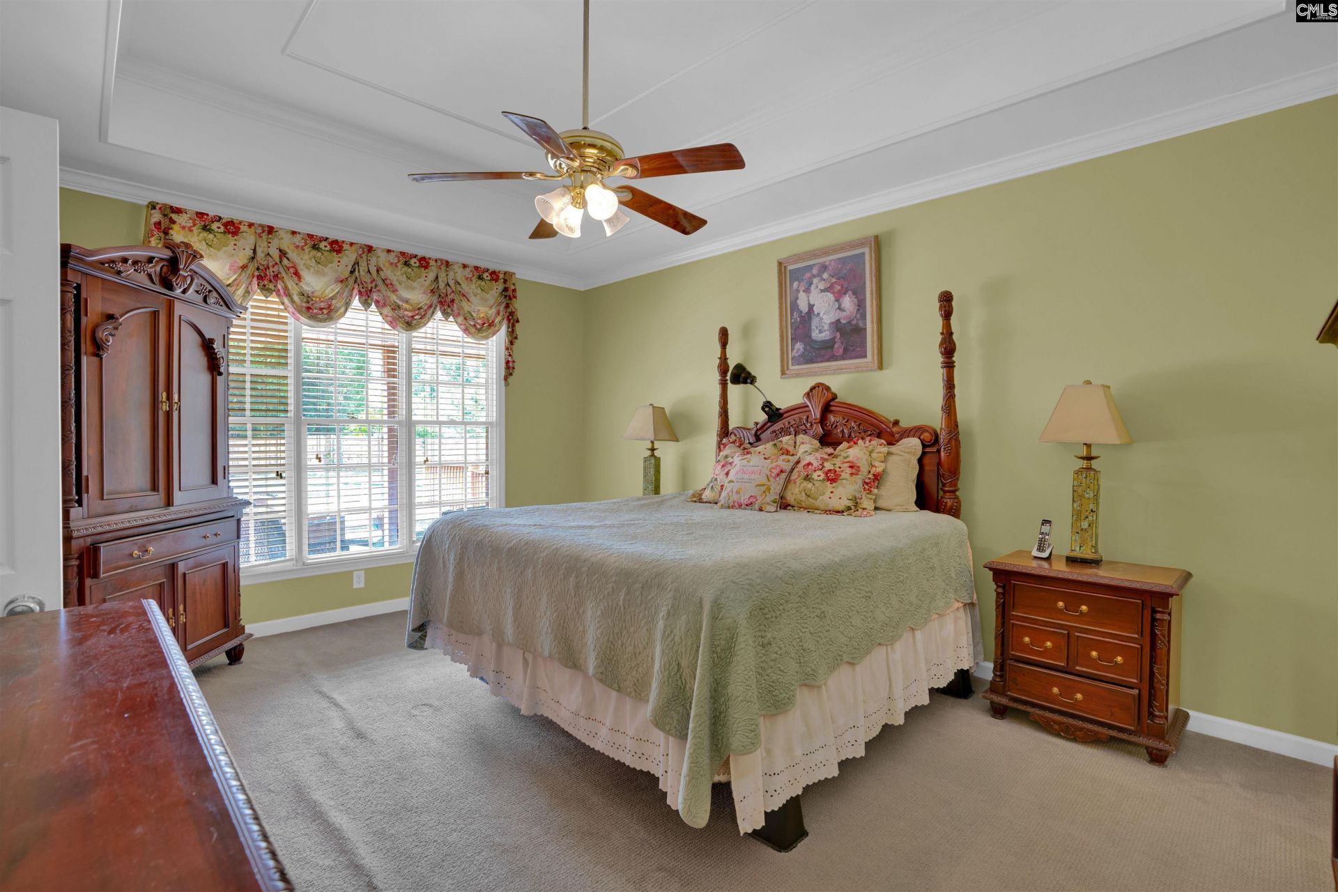 7 Edens Lane Photo 12