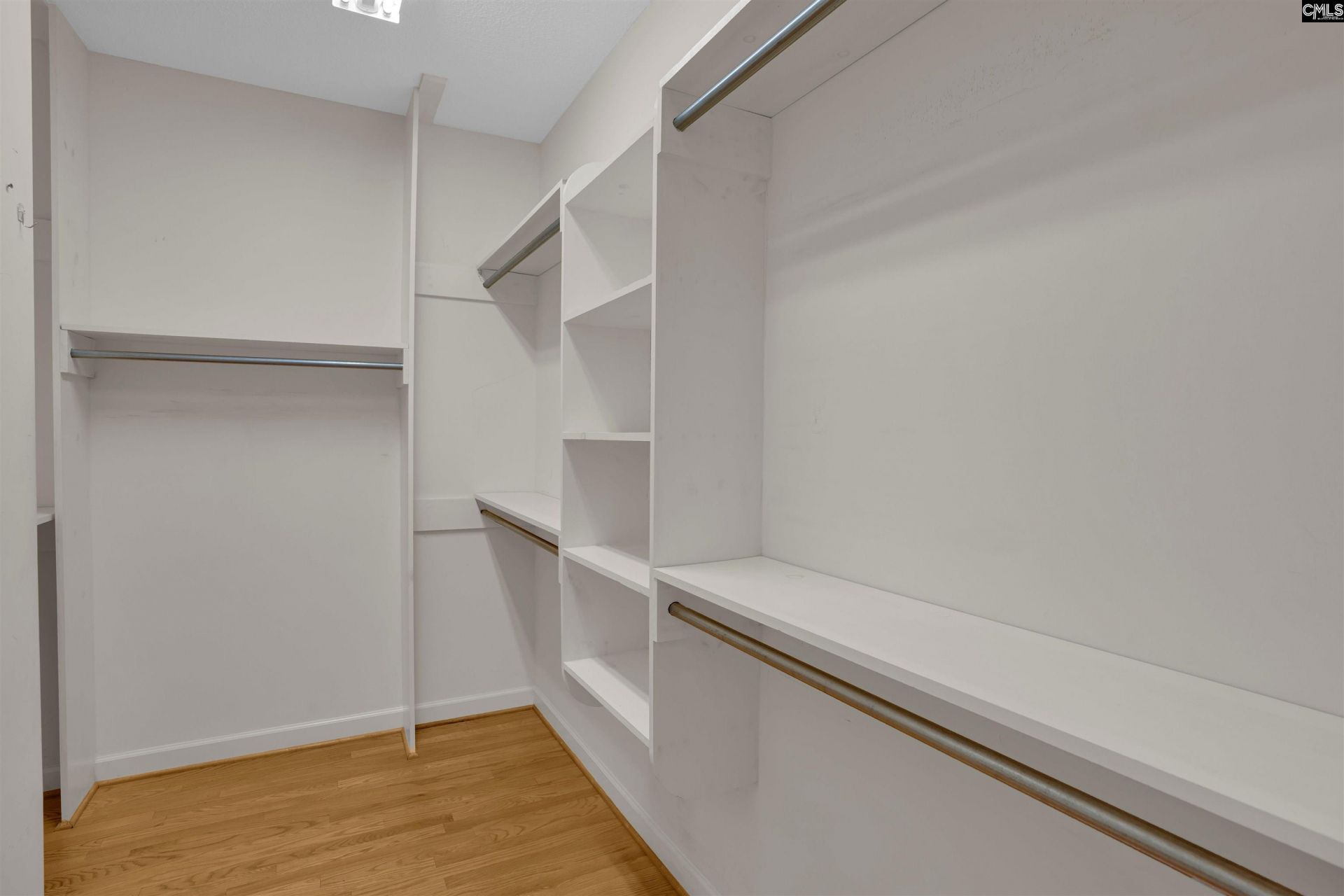 7 Edens Lane Photo 13