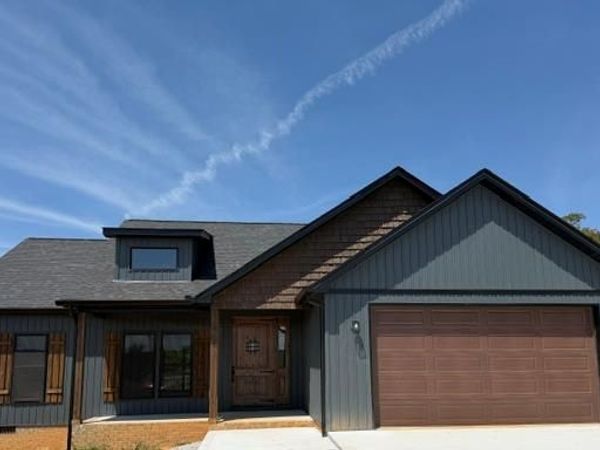 3472 Northwind Dr, Cookeville, TN 38506