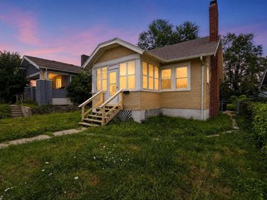 2724 Whitmore Street, Omaha, NE 68112