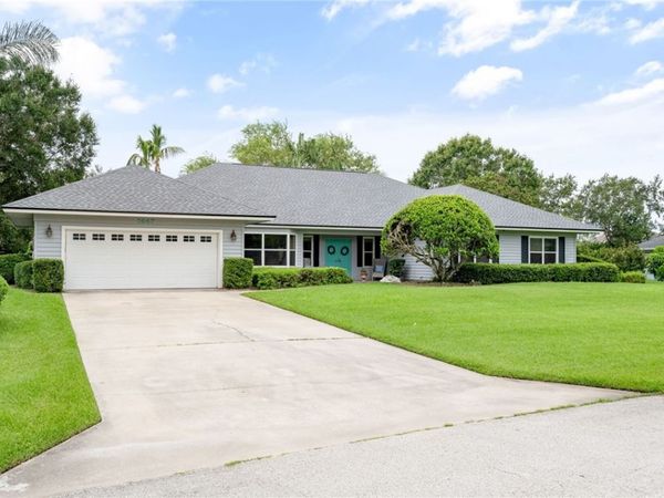 1447 56th Square E, Vero Beach, FL 32966