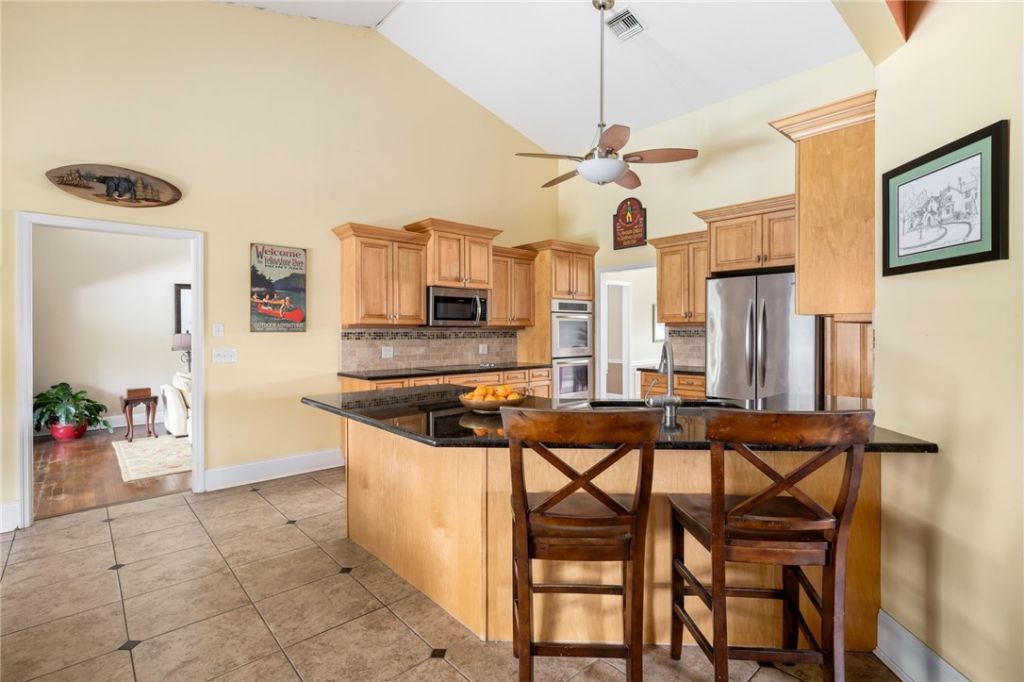 1447 56th Square E, Vero Beach, FL 32966 Photo