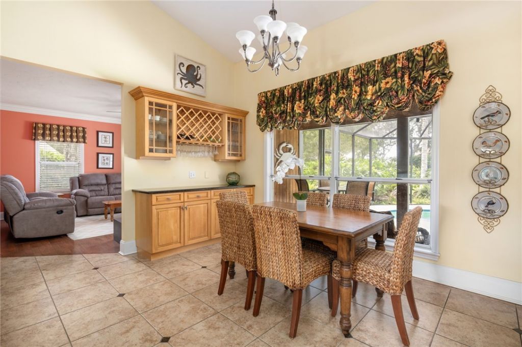 1447 56th Square E, Vero Beach, FL 32966 Photo