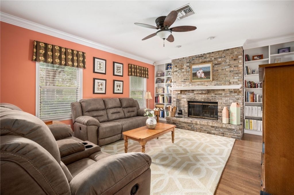 1447 56th Square E, Vero Beach, FL 32966 Photo