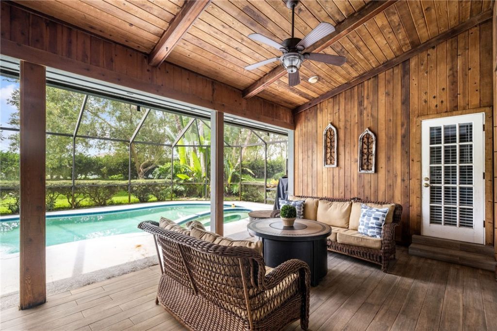 1447 56th Square E, Vero Beach, FL 32966 Photo