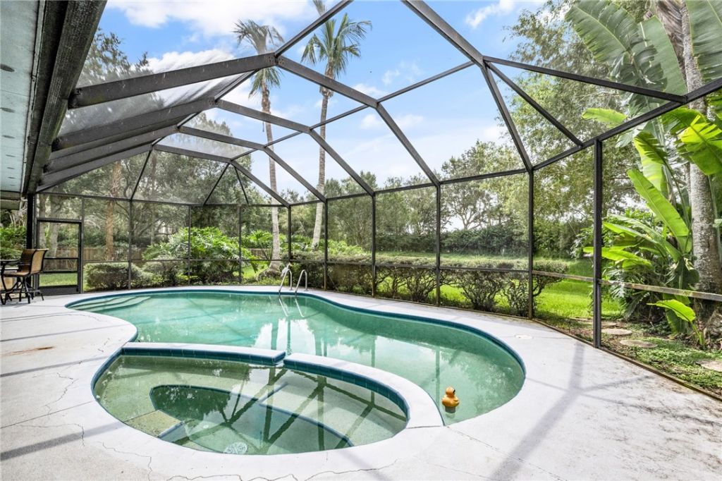 1447 56th Square E, Vero Beach, FL 32966 Photo