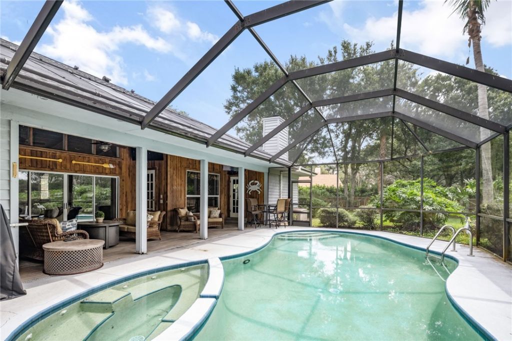 1447 56th Square E, Vero Beach, FL 32966 Photo