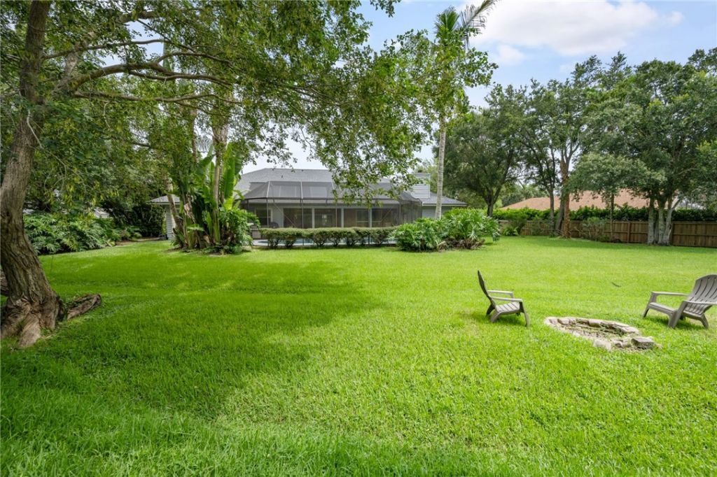 1447 56th Square E, Vero Beach, FL 32966 Photo