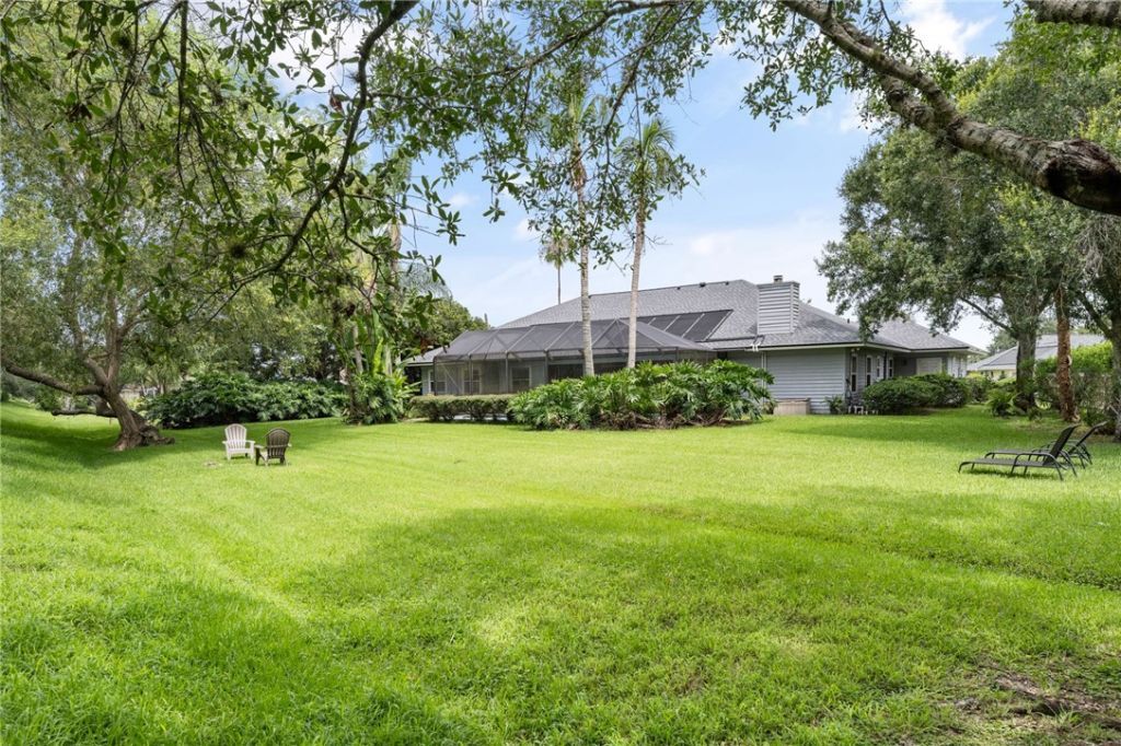 1447 56th Square E, Vero Beach, FL 32966 Photo