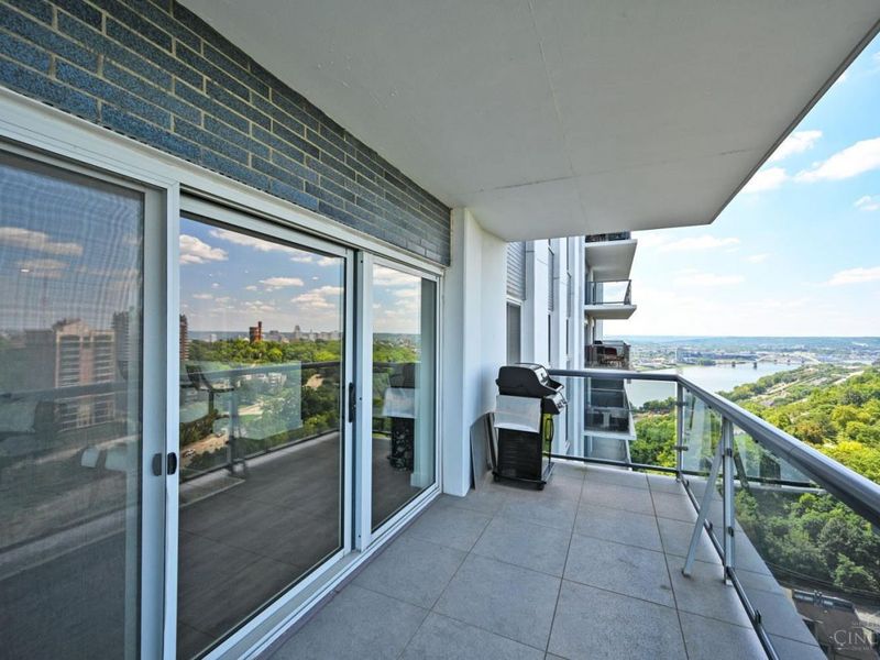 2200 Victory Parkway, Unit 2307, Cincinnati, OH 45206 Photo 43