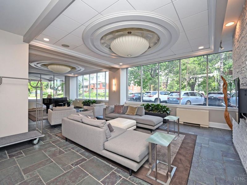 2200 Victory Parkway, Unit 2307, Cincinnati, OH 45206 Photo 7