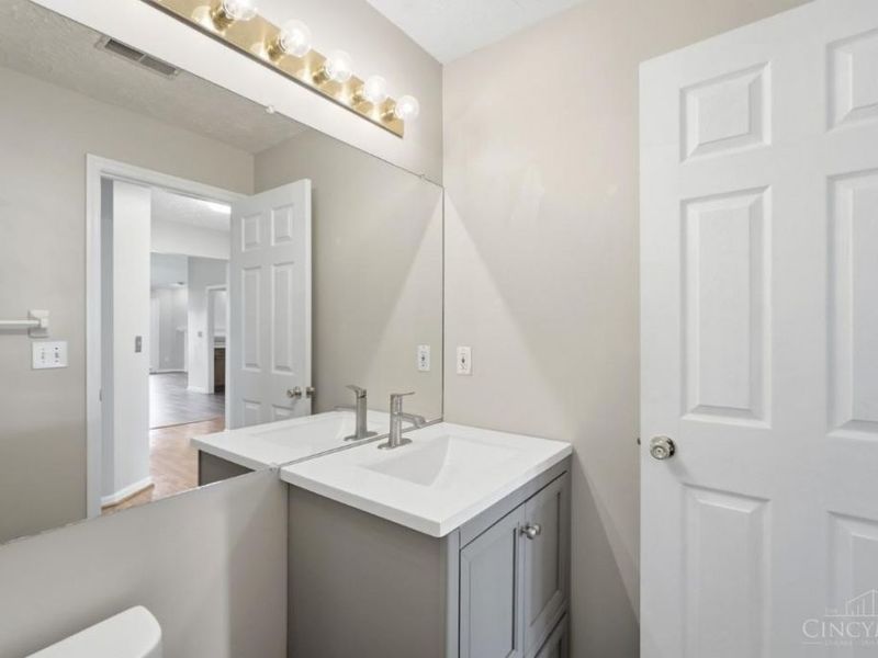 5444 Harbourwatch Way, Deerfield Twp., OH 45040 Photo 28