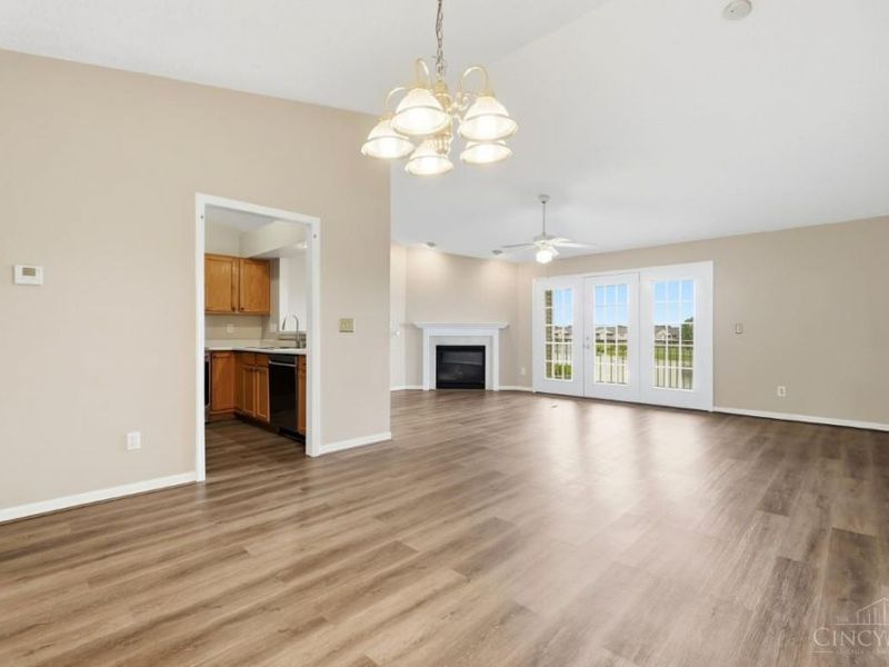 5444 Harbourwatch Way, Deerfield Twp., OH 45040 Photo 6