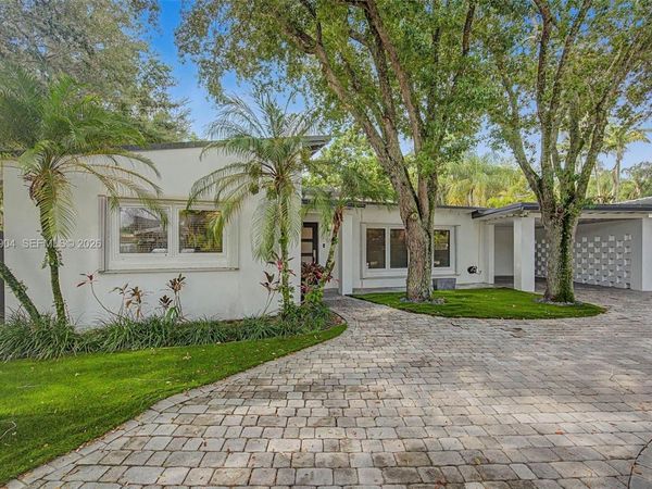 5930 SW 48th St , Miami, FL 33155