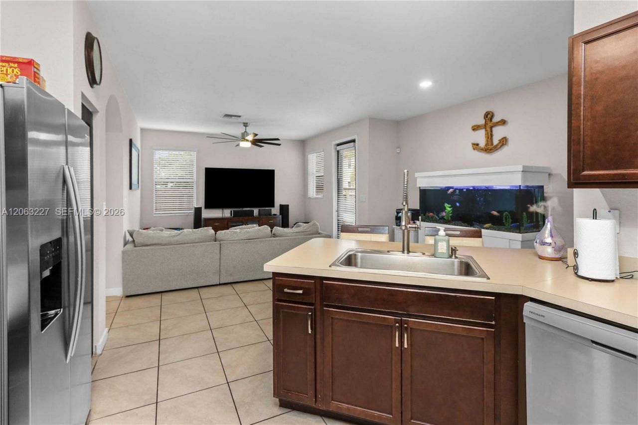24303 SW 118th Ave , Homestead, FL 33032 Photo