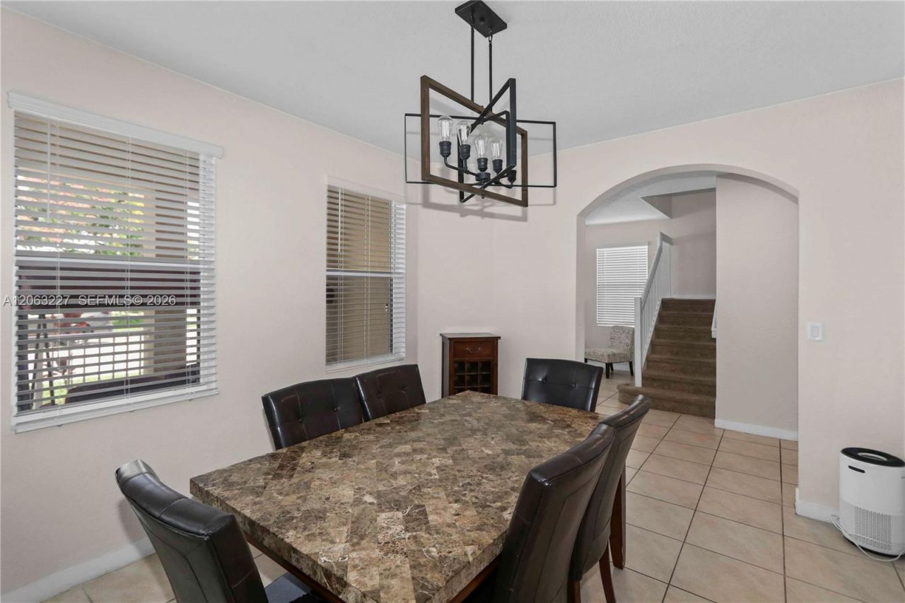 24303 SW 118th Ave , Homestead, FL 33032 Photo