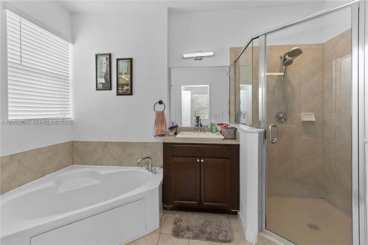 24303 SW 118th Ave , Homestead, FL 33032 Photo