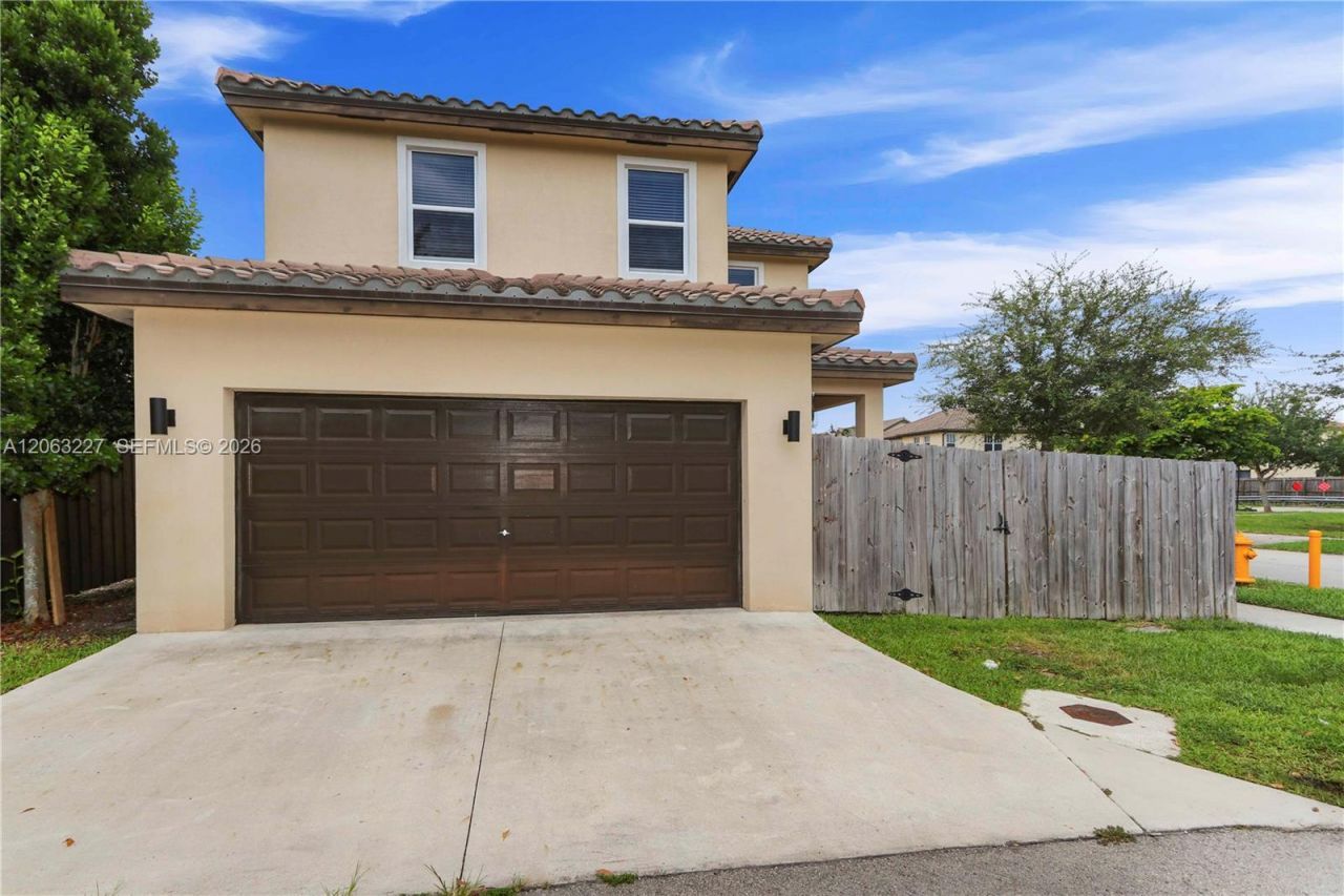 24303 SW 118th Ave , Homestead, FL 33032 Photo