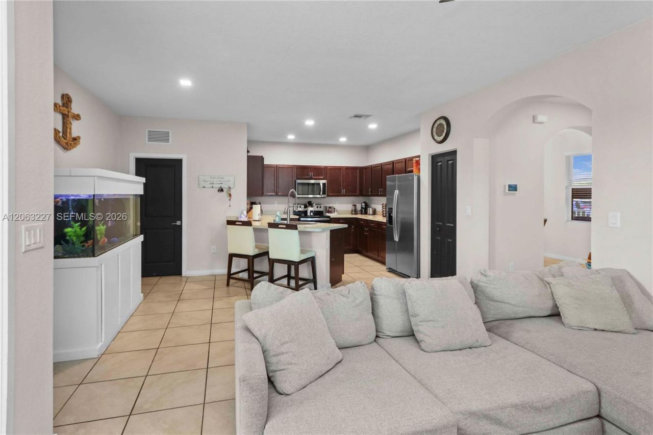 24303 SW 118th Ave , Homestead, FL 33032 Photo