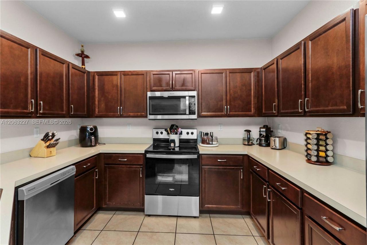 24303 SW 118th Ave , Homestead, FL 33032 Photo