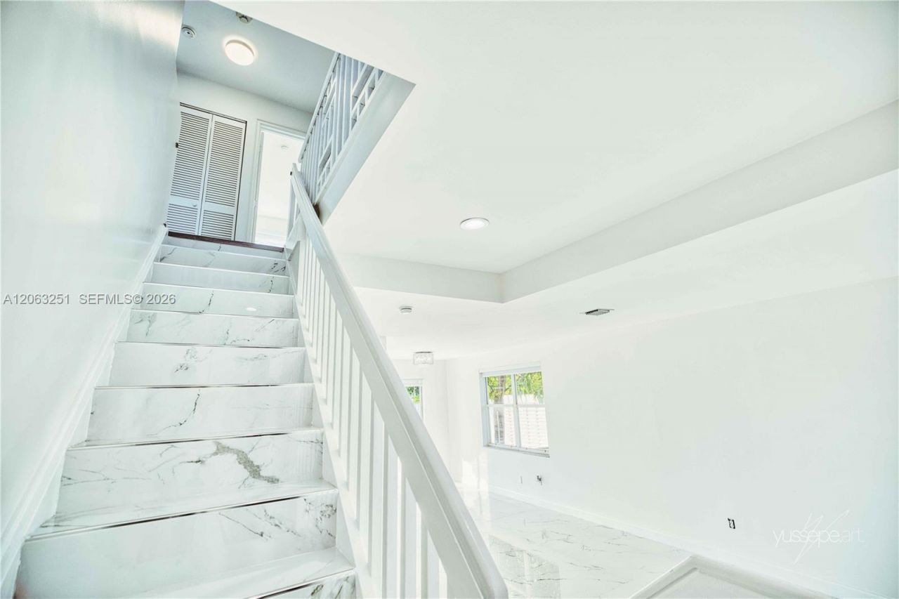15151 NW 6th Ct, Unit 15151, Pembroke Pines, FL 33028 Photo