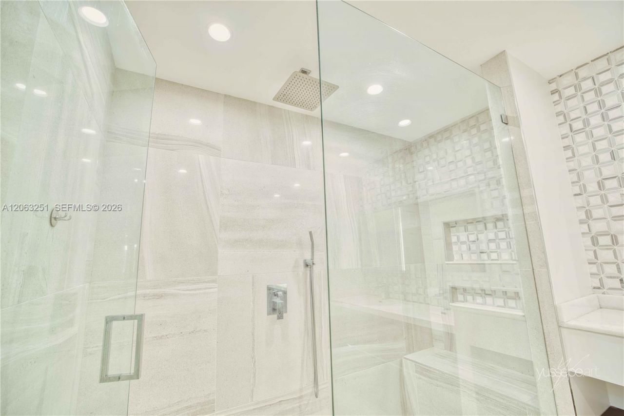 15151 NW 6th Ct, Unit 15151, Pembroke Pines, FL 33028 Photo