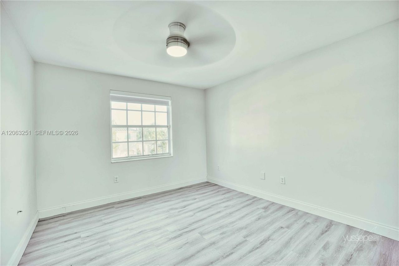 15151 NW 6th Ct, Unit 15151, Pembroke Pines, FL 33028 Photo
