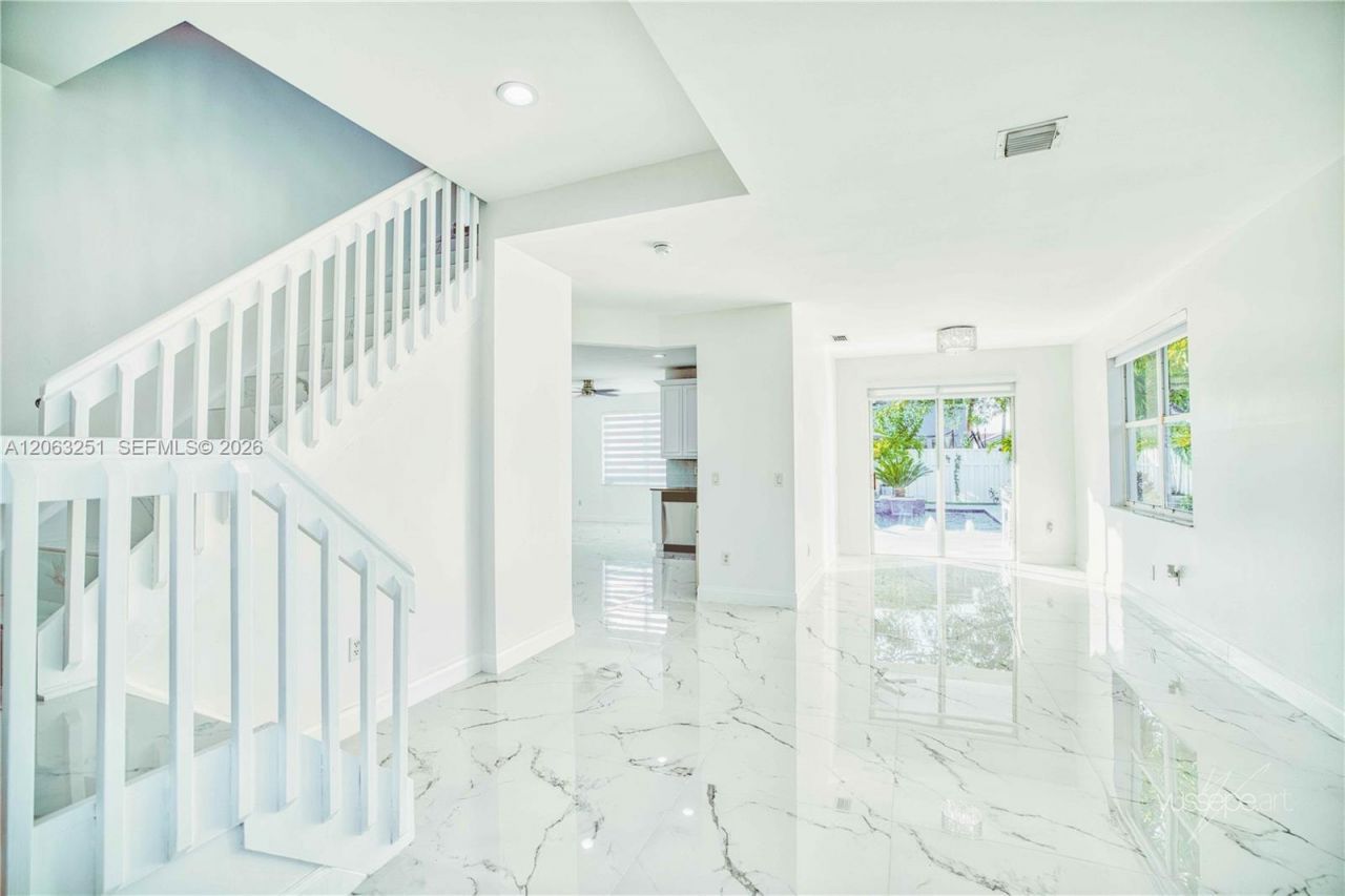 15151 NW 6th Ct, Unit 15151, Pembroke Pines, FL 33028 Photo