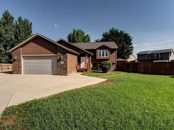 2917 BENJAMIN, Rapid City, SD 57703