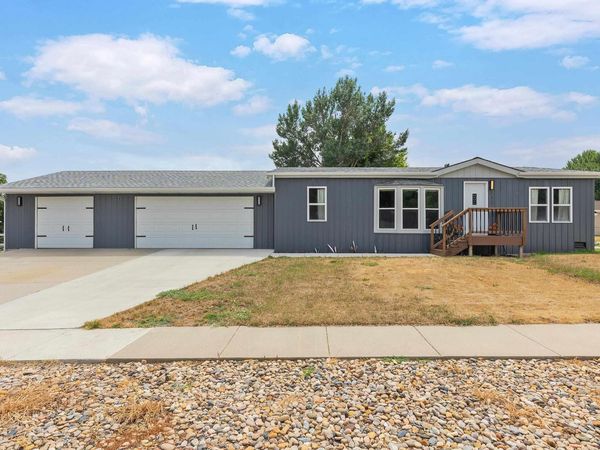 813 FLAMINGO DR, Rapid City, SD 57701