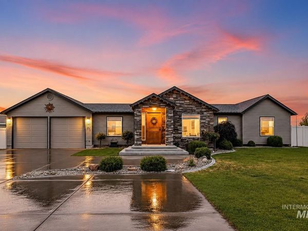 1811 W St, Heyburn, ID 83336