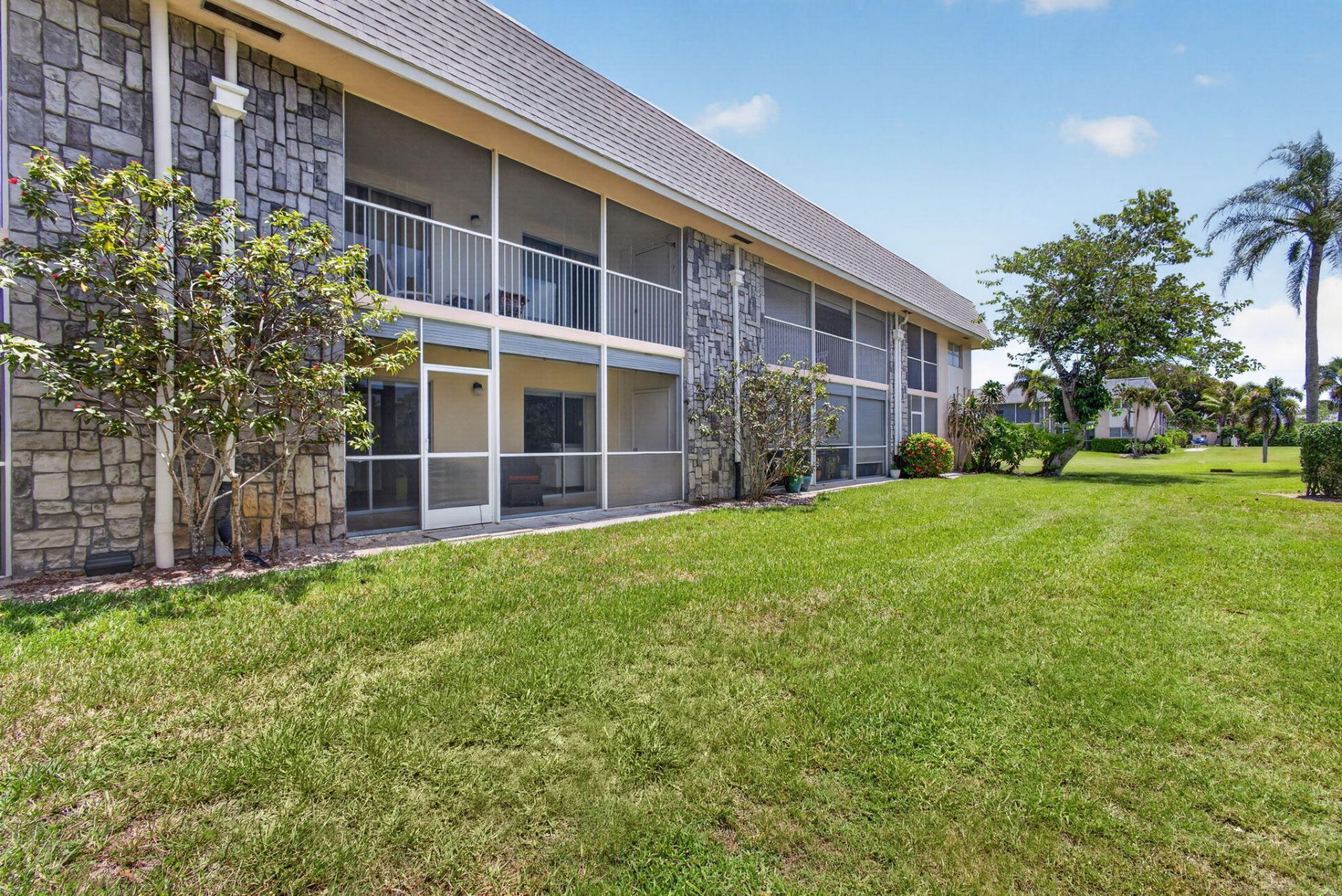 18081 SE Country Club Drive, Unit 9-83, Jupiter, FL 33469 Photo